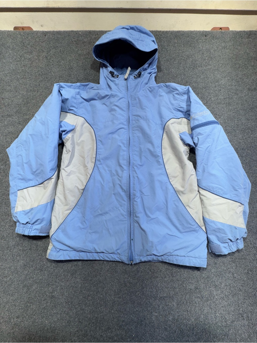 Columbia Light Blue and Light Gray Hooded Colorblock Puffer Jacket